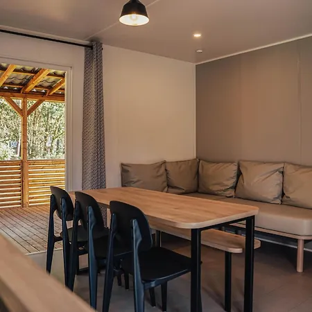 Timber-lodge * Vessem